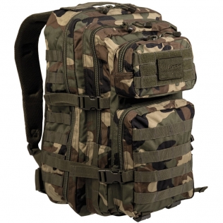 Mochila tática militar MilTec US Assault LG de 36 litros, modelo Woodland, com fecho frontal em velcro.