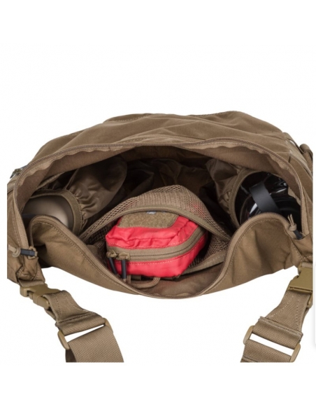 Compre a bolsa de ombro tática Helikon-Tex Bushcraft Satchel na cor verde adaptável.