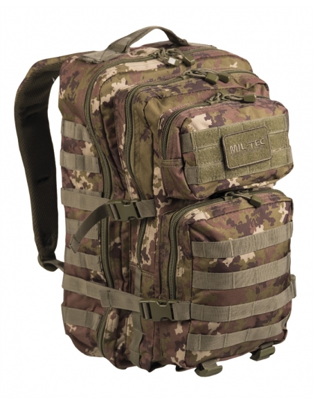 Mochila tática militar MilTec US Assault LG Vegetato de 36 litros com fecho frontal em velcro.
