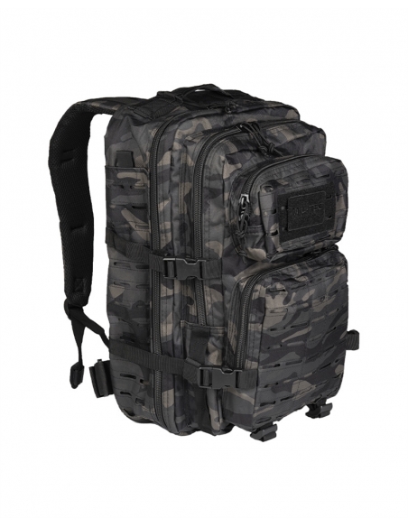 Mochila tática militar MilTec US Assault LG de 36 litros com corte a laser e camuflagem escura.