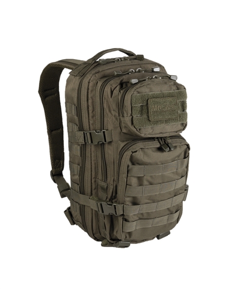 Mochila tática militar MilTec US Assault SM de 20 litros, verde com fecho frontal em velcro.