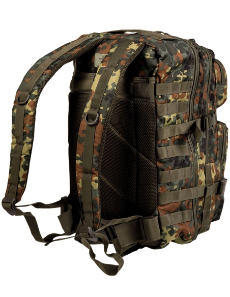 Compre a mochila tática militar MilTec US Assault LG de 36 litros com estampa Flecktarn e fecho de velcro.