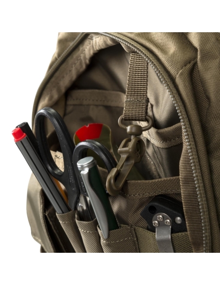 Mochila tática militar Direct Action Dust MK II de 20 litros, camuflagem PL Woodland.